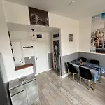 Les Roitelets New York - T2 Avec Mezzanine - Thème New York - Entièrement Neuf - Classé 3 étoiles - Proche Centre-ville&thermes - Confort - Ménage Et Linge De Maison Inclus Apartamento *