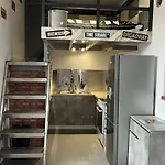 Les Roitelets New York - T2 Avec Mezzanine - Thème New York - Entièrement Neuf - Classé 3 étoiles - Proche Centre-ville&thermes - Confort - Ménage Et Linge De Maison Inclus La Bourboule