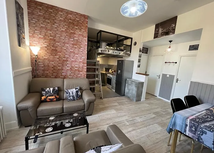 Les Roitelets New York - T2 Avec Mezzanine - Thème New York - Entièrement Neuf - Classé 3 étoiles - Proche Centre-ville&thermes - Confort - Ménage Et Linge De Maison Inclus * La Bourboule