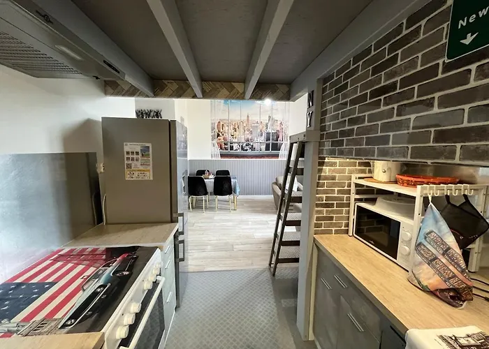 Les Roitelets New York - T2 Avec Mezzanine - Thème New York - Entièrement Neuf - Classé 3 étoiles - Proche Centre-ville&thermes - Confort - Ménage Et Linge De Maison Inclus La Bourboule