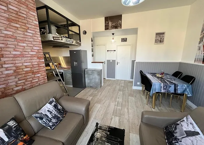 Les Roitelets New York - T2 Avec Mezzanine - Thème New York - Entièrement Neuf - Classé 3 étoiles - Proche Centre-ville&thermes - Confort - Ménage Et Linge De Maison Inclus * La Bourboule