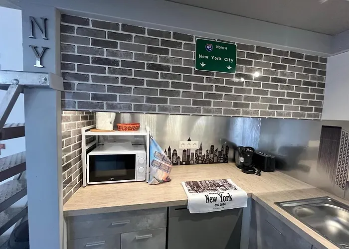 Les Roitelets New York - T2 Avec Mezzanine - Thème New York - Entièrement Neuf - Classé 3 étoiles - Proche Centre-ville&thermes - Confort - Ménage Et Linge De Maison Inclus Apartamento *